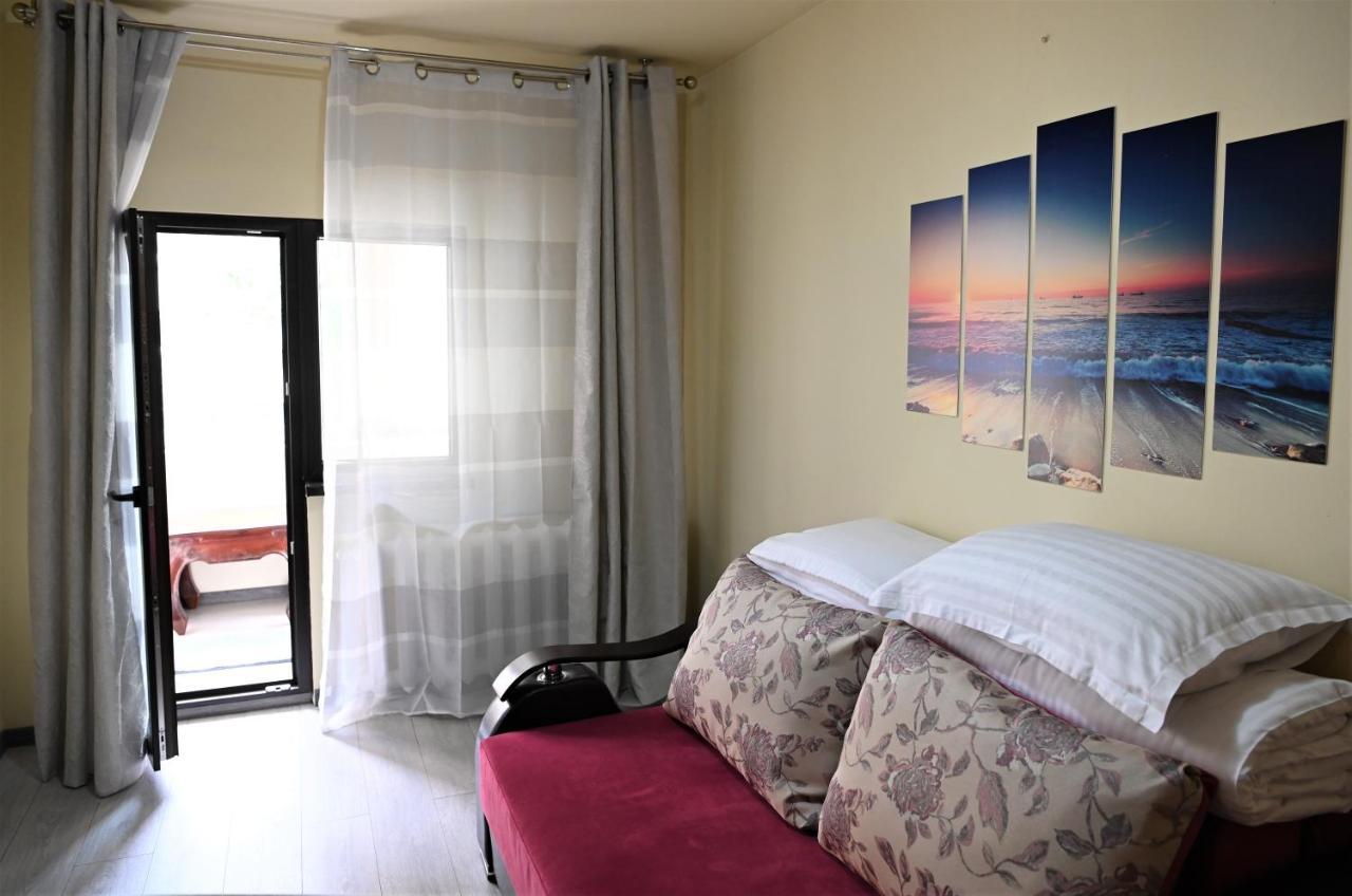 בראשוב Marin Hotel Apartment מראה חיצוני תמונה